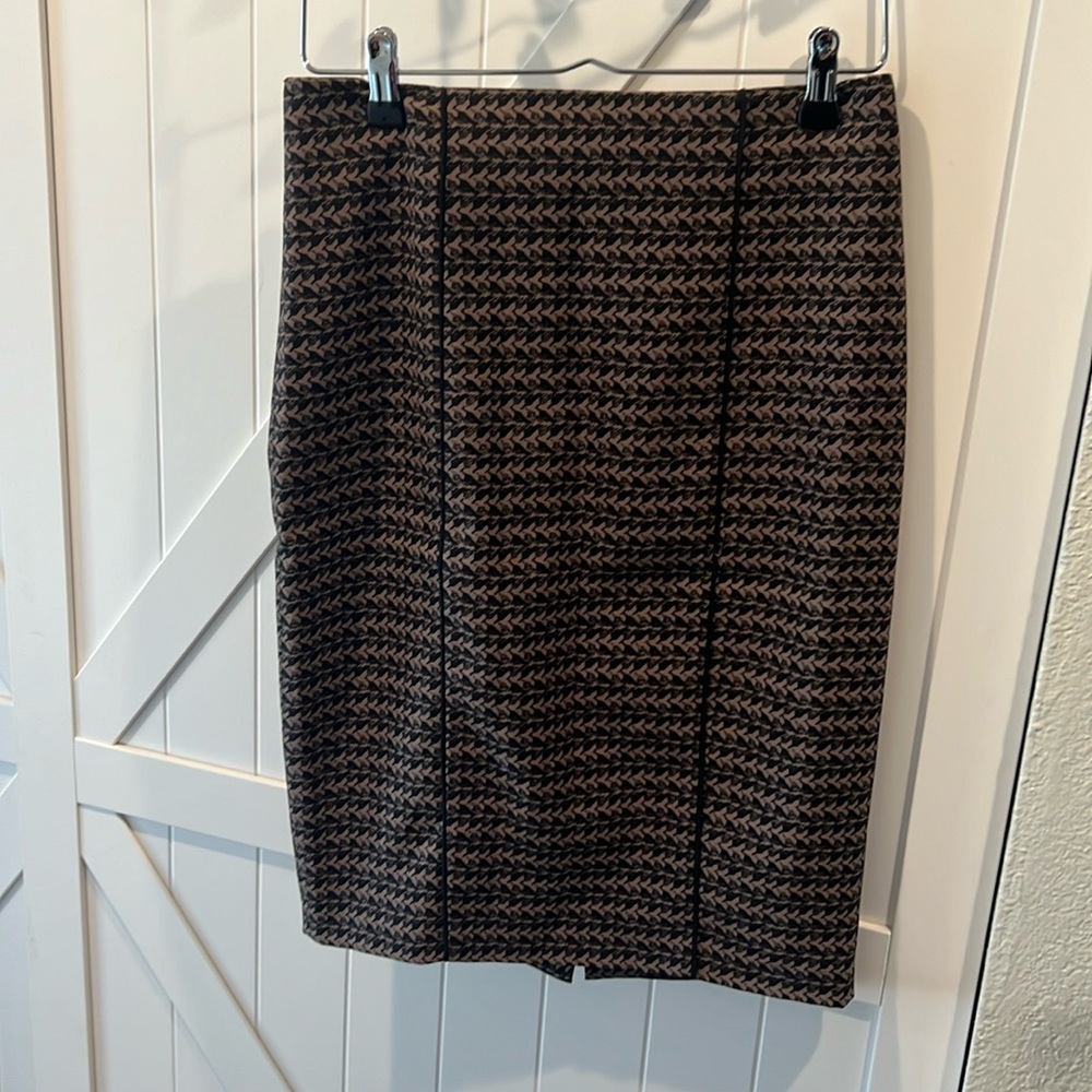 Mossimo Size 6 Pencil Skirt Brown/Black